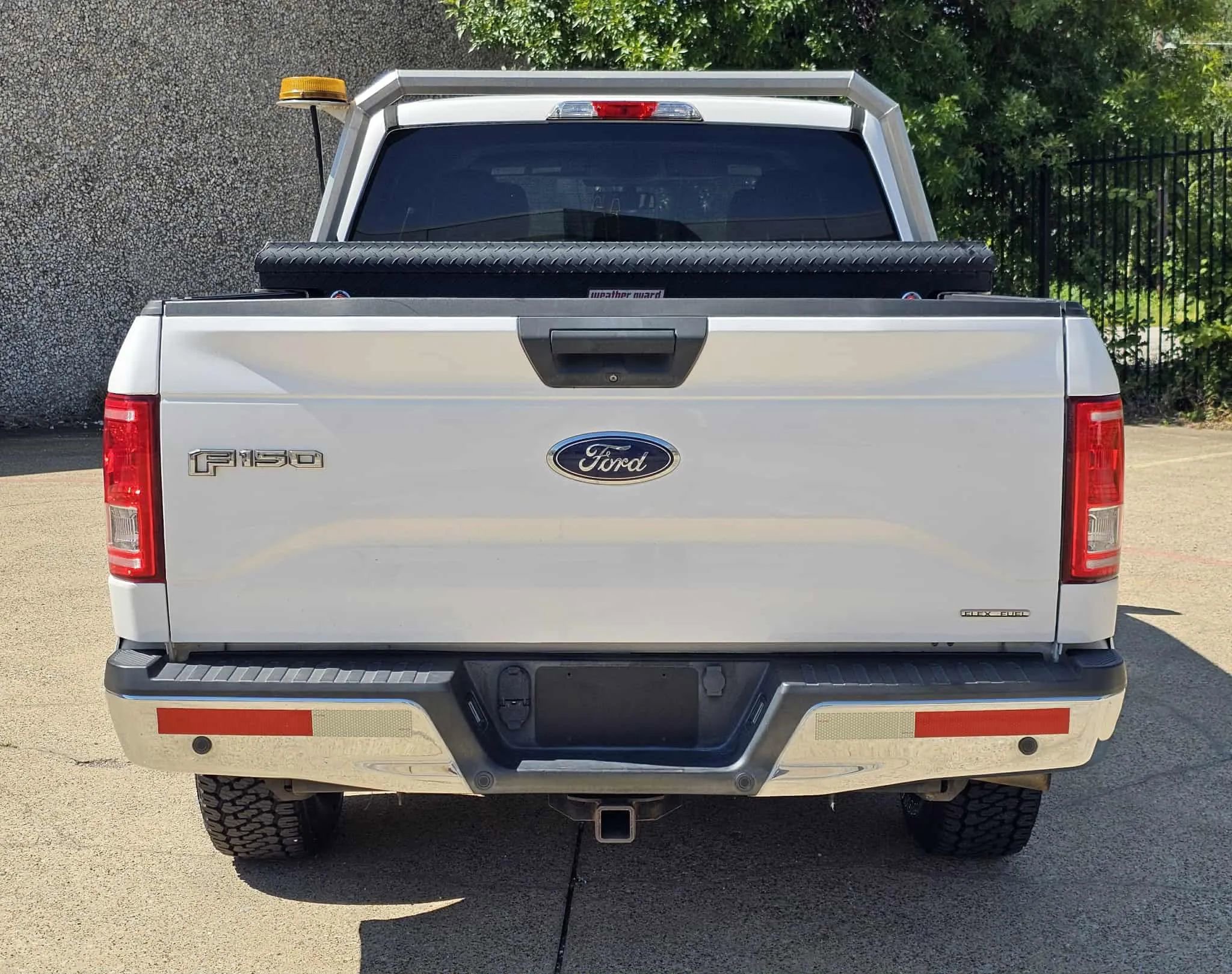 Used 2015 Ford F150 XLT w/ Trailer Tow Package AWD/4WD image 4