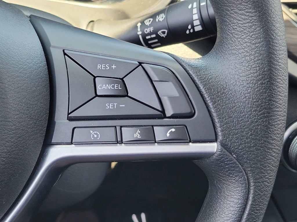 Used 2023 Nissan Altima 2.5 SV FWD image 6