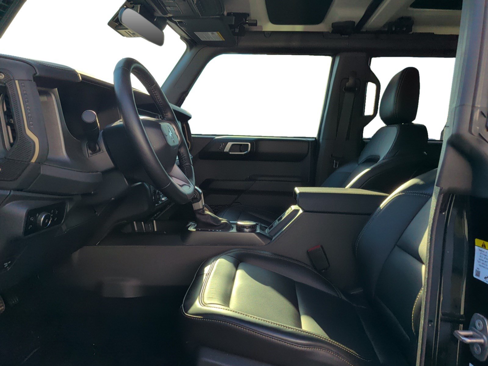 Certified 2025 Ford Bronco Badlands AWD/4WD image 6