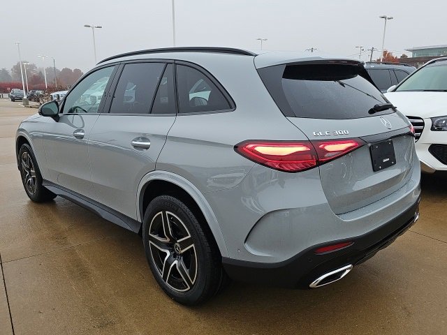 New 2026 Mercedes-Benz GLC 300 4MATIC image 4