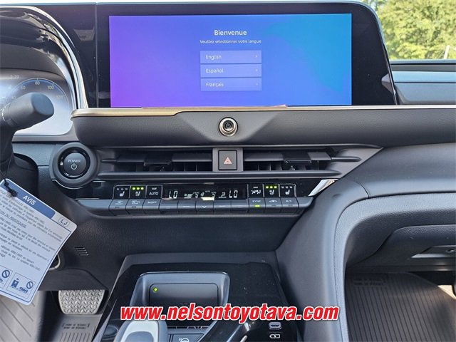 New 2026 Toyota Crown Platinum image 11