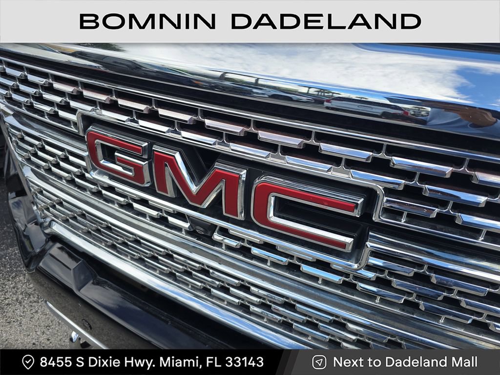 Used 2022 GMC Sierra 3500 Denali w/ Denali Ultimate Package image 8