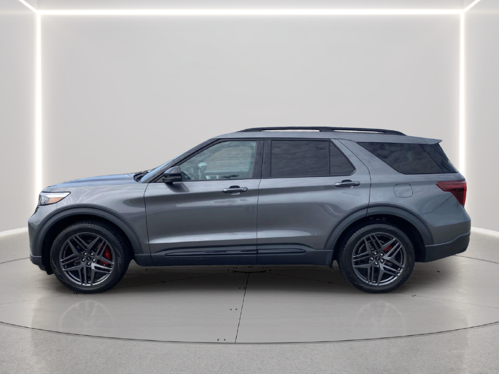 Used 2023 Ford Explorer ST w/ Equipment Group 401A AWD/4WD image 2
