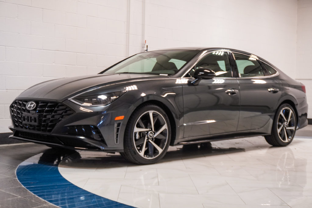 Used 2023 Hyundai Sonata SEL Plus w/ Cargo Package FWD image 4