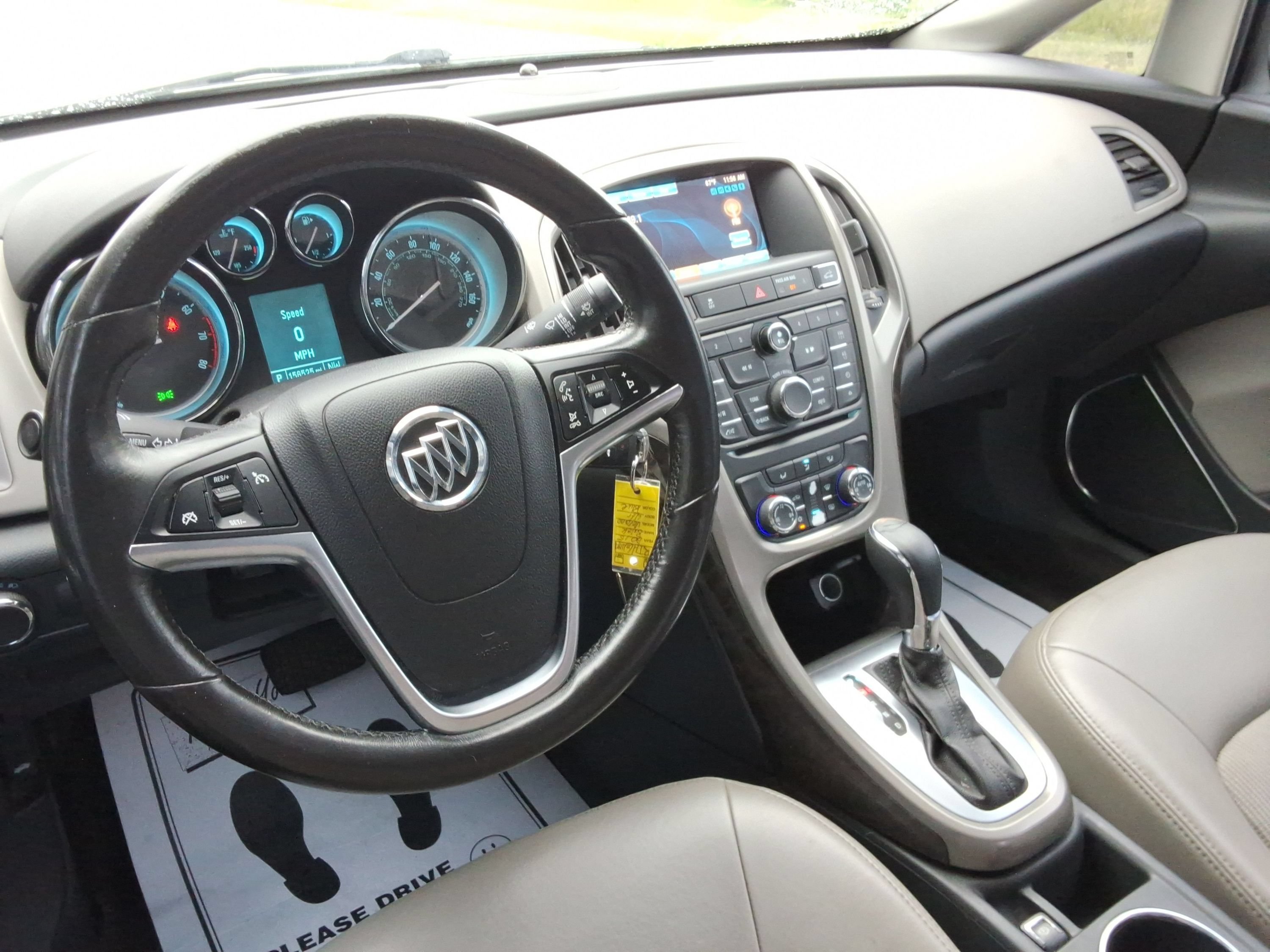 Used 2015 Buick Verano FWD image 12