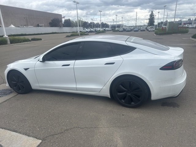 Used 2022 Tesla Model S image 12