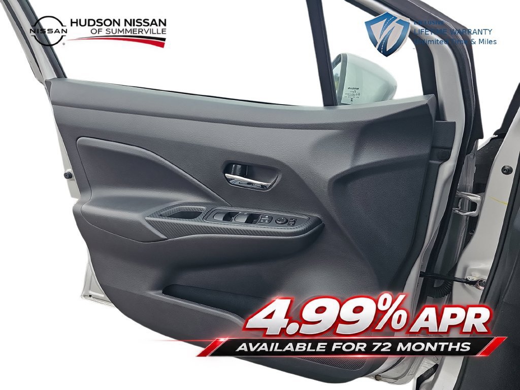Used 2025 Nissan Versa SV w/ Trunk Package FWD image 27