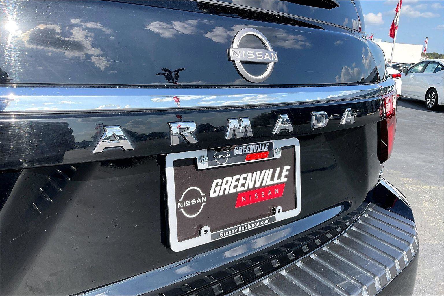Certified 2023 Nissan Armada SL w/ Captain's Chairs Package RWD image 9