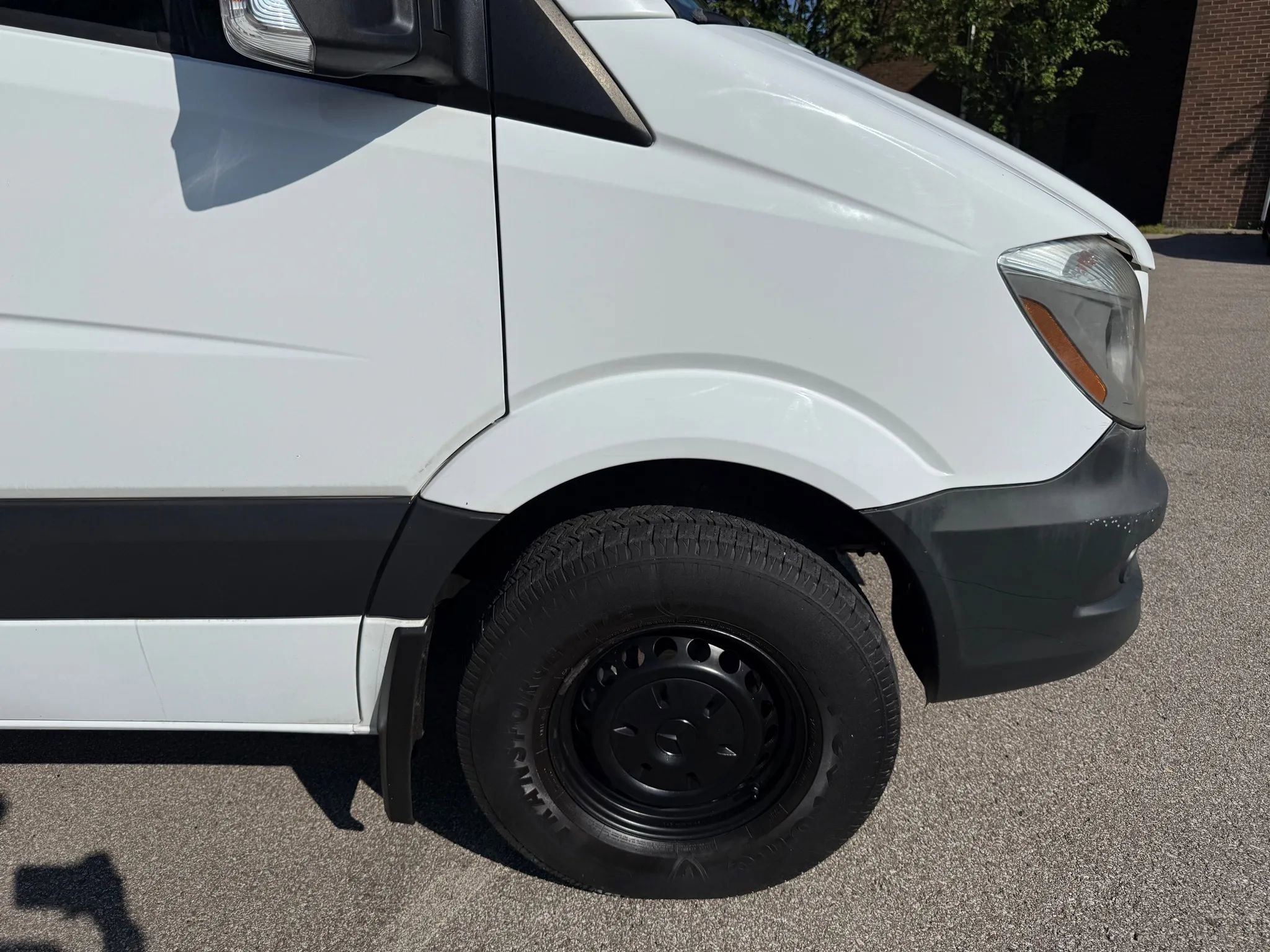 Used 2016 Mercedes-Benz Sprinter 2500 w/ Convenience Package image 34