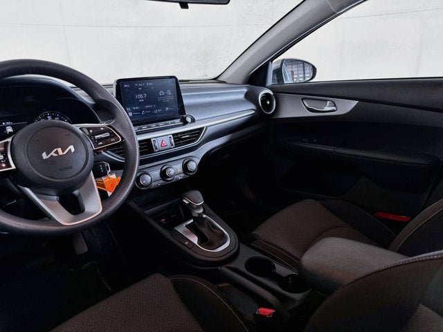 Certified 2023 Kia Forte LXS w/ LXS Technology Package FWD image 21