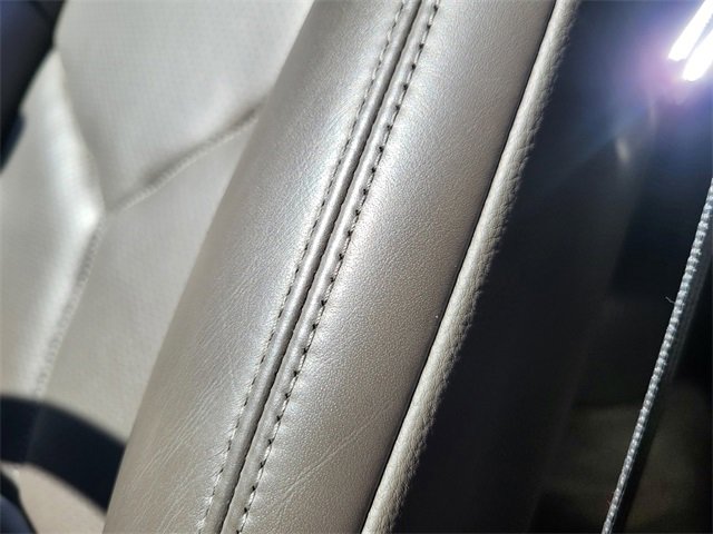 Used 2021 Porsche Macan image 16