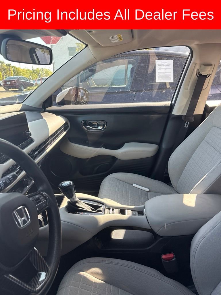 Used 2024 Honda HR-V LX image 11