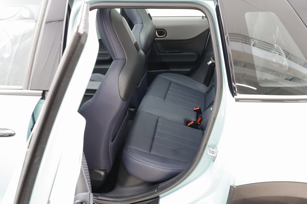 Certified 2025 MINI Cooper S image 14