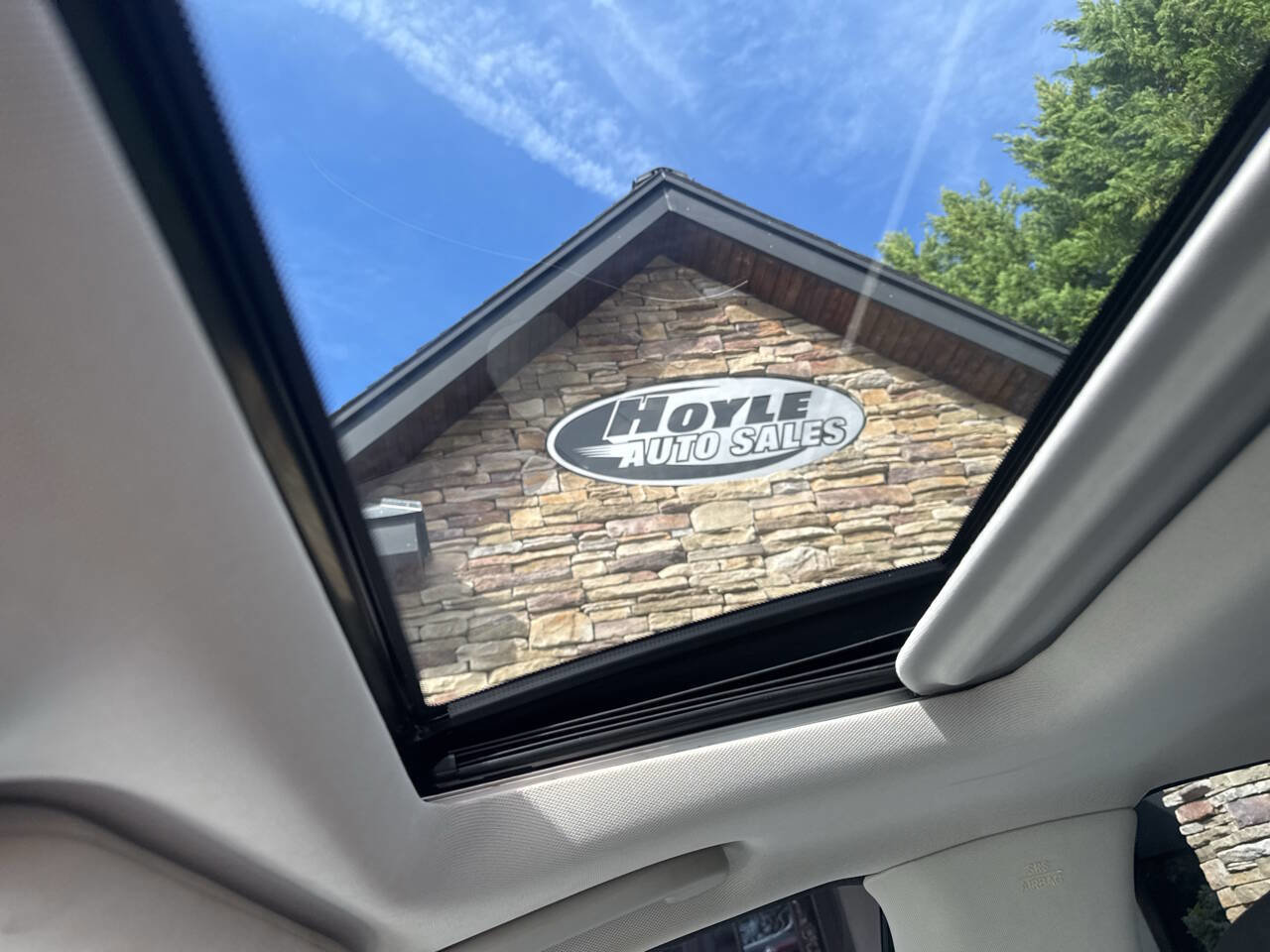 Used 2016 INFINITI QX60 AWD w/ Premium Plus Package image 29