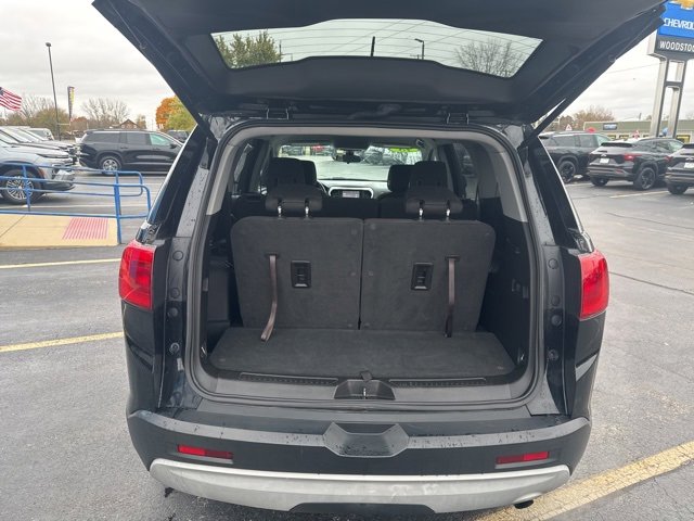 Used 2018 GMC Acadia SLE w/ LPO, Floor Liner Package image 18