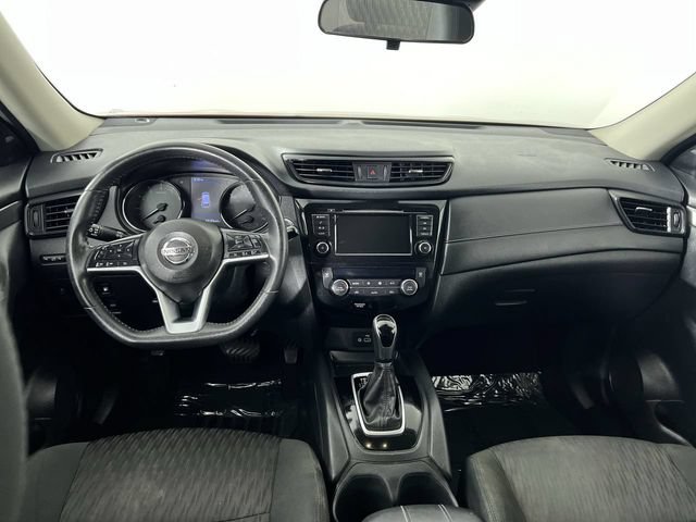 Used 2020 Nissan Rogue SV FWD image 19