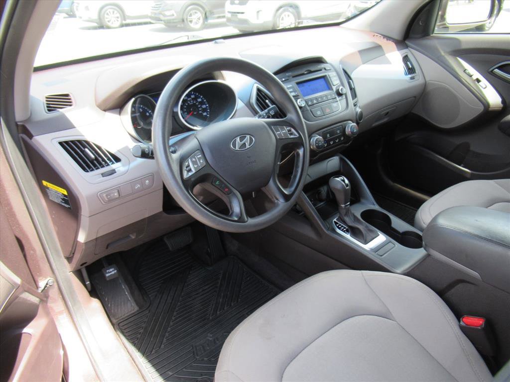 Used 2014 Hyundai Tucson GLS image 15