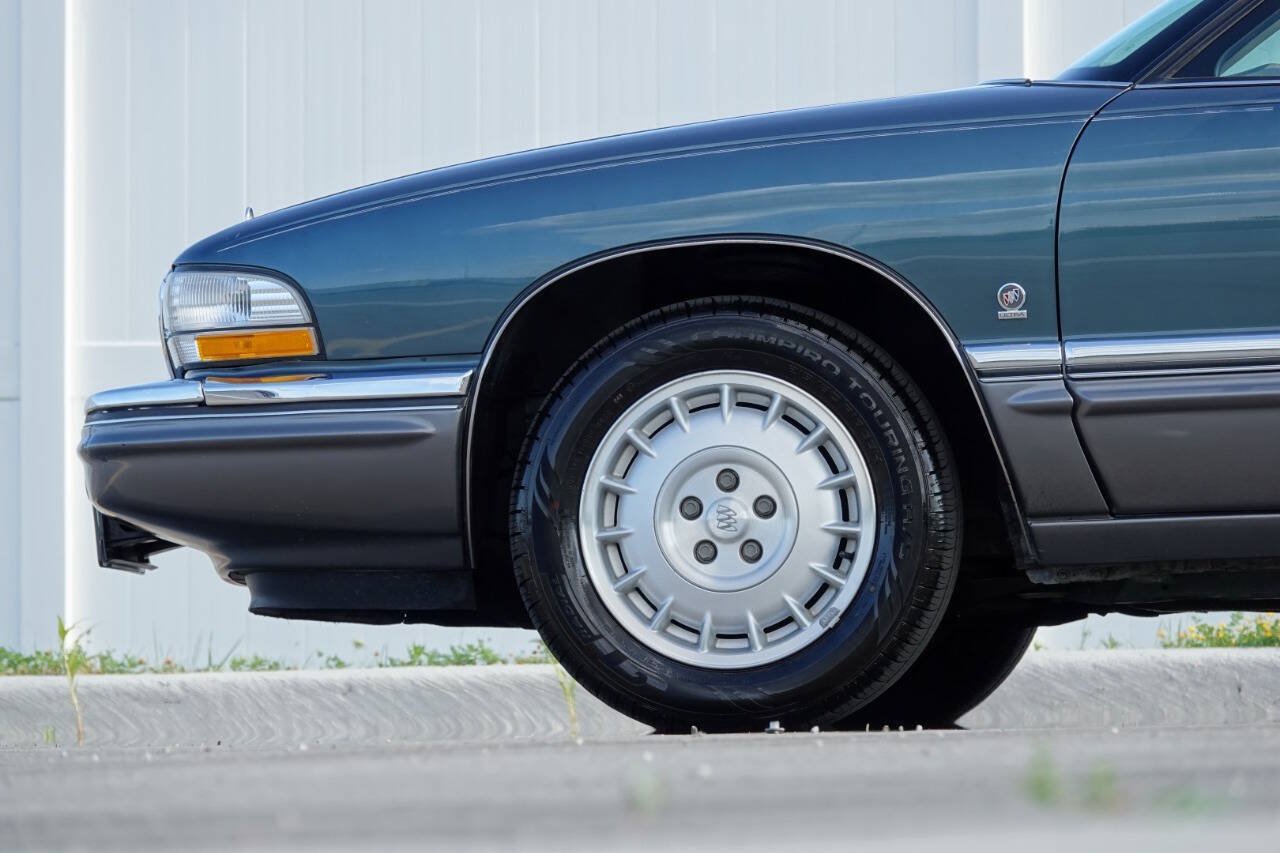 Used 1993 Buick Park Avenue Ultra FWD image 15