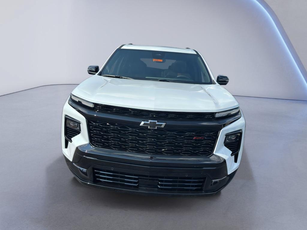 New 2027 Chevrolet Traverse RS w/ LPO, Floor Liner Package AWD/4WD image 2