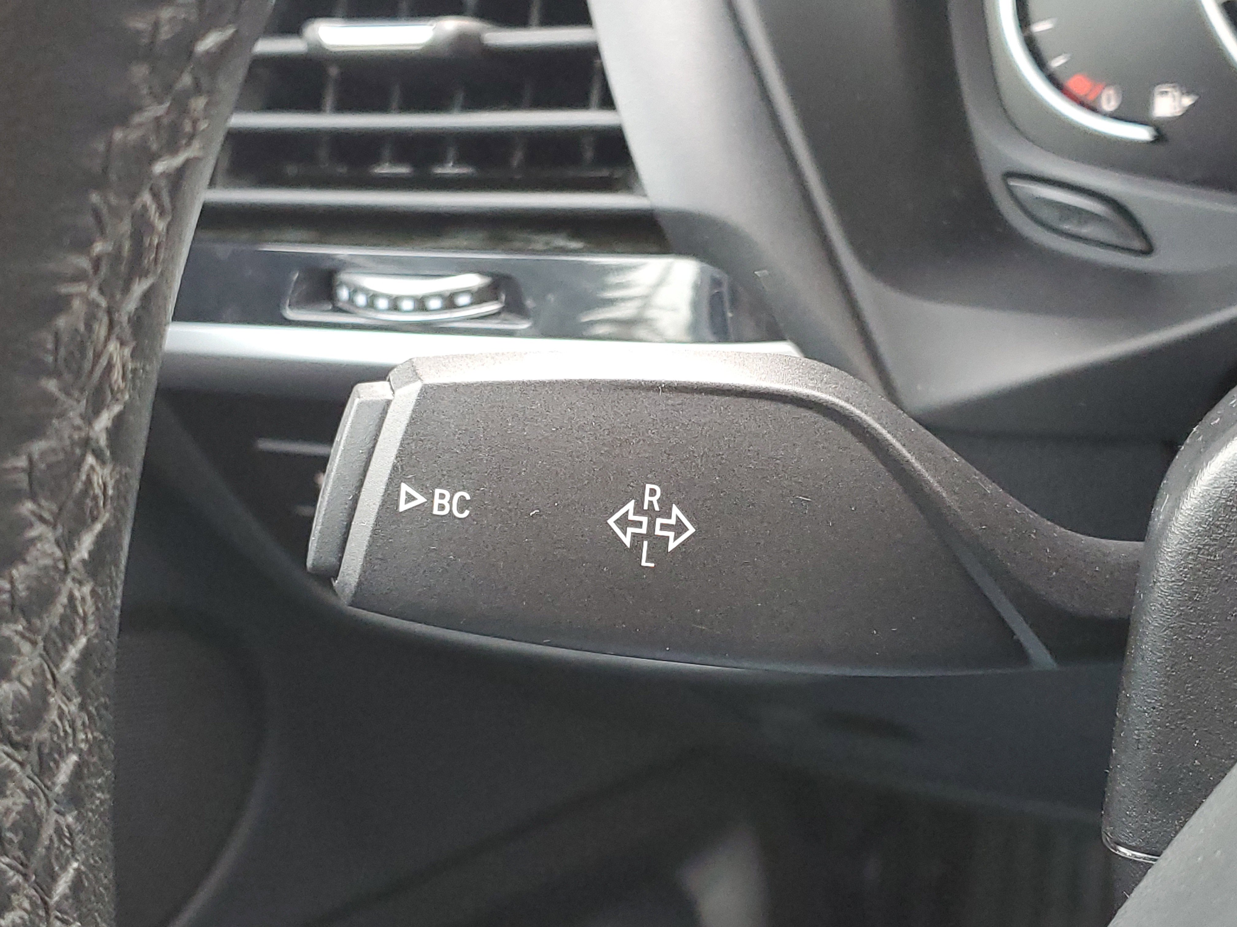 Used 2021 BMW X3 xDrive30i w/ Convenience Package image 14