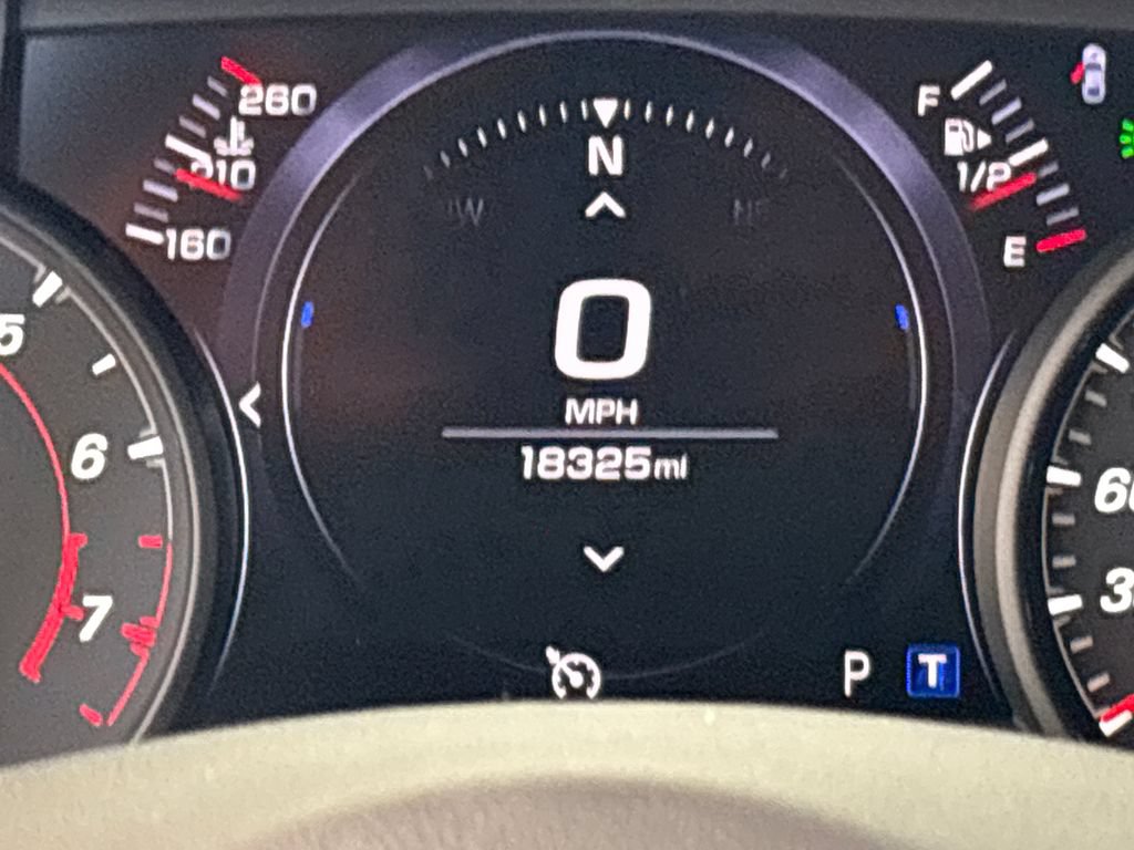 Used 2021 Chevrolet Camaro SS RWD image 29