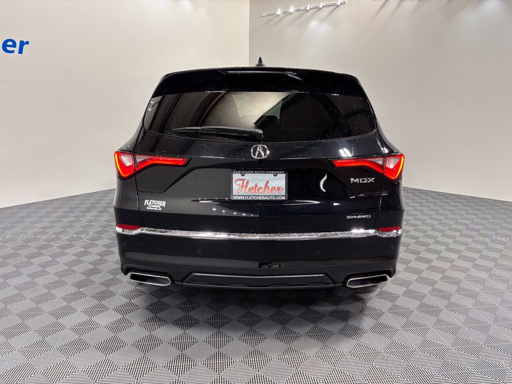 Used 2024 Acura MDX w/ Technology Package AWD/4WD image 5