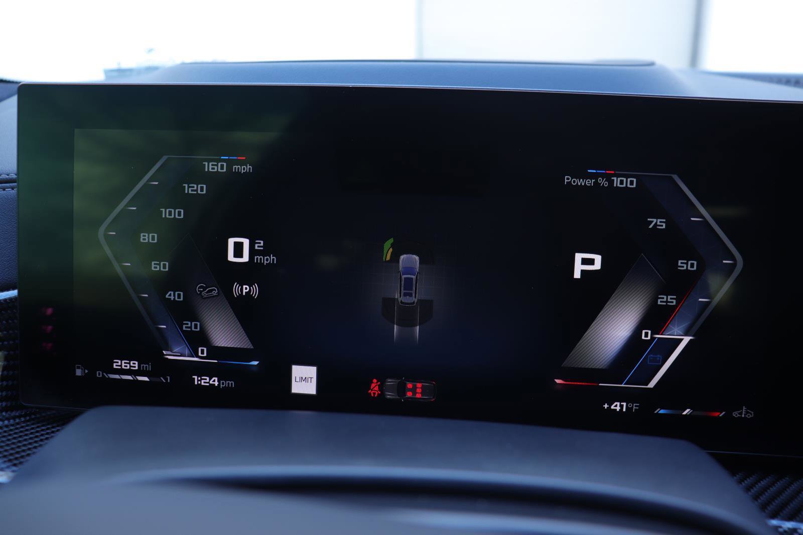 Used 2025 BMW X7 M60i image 34