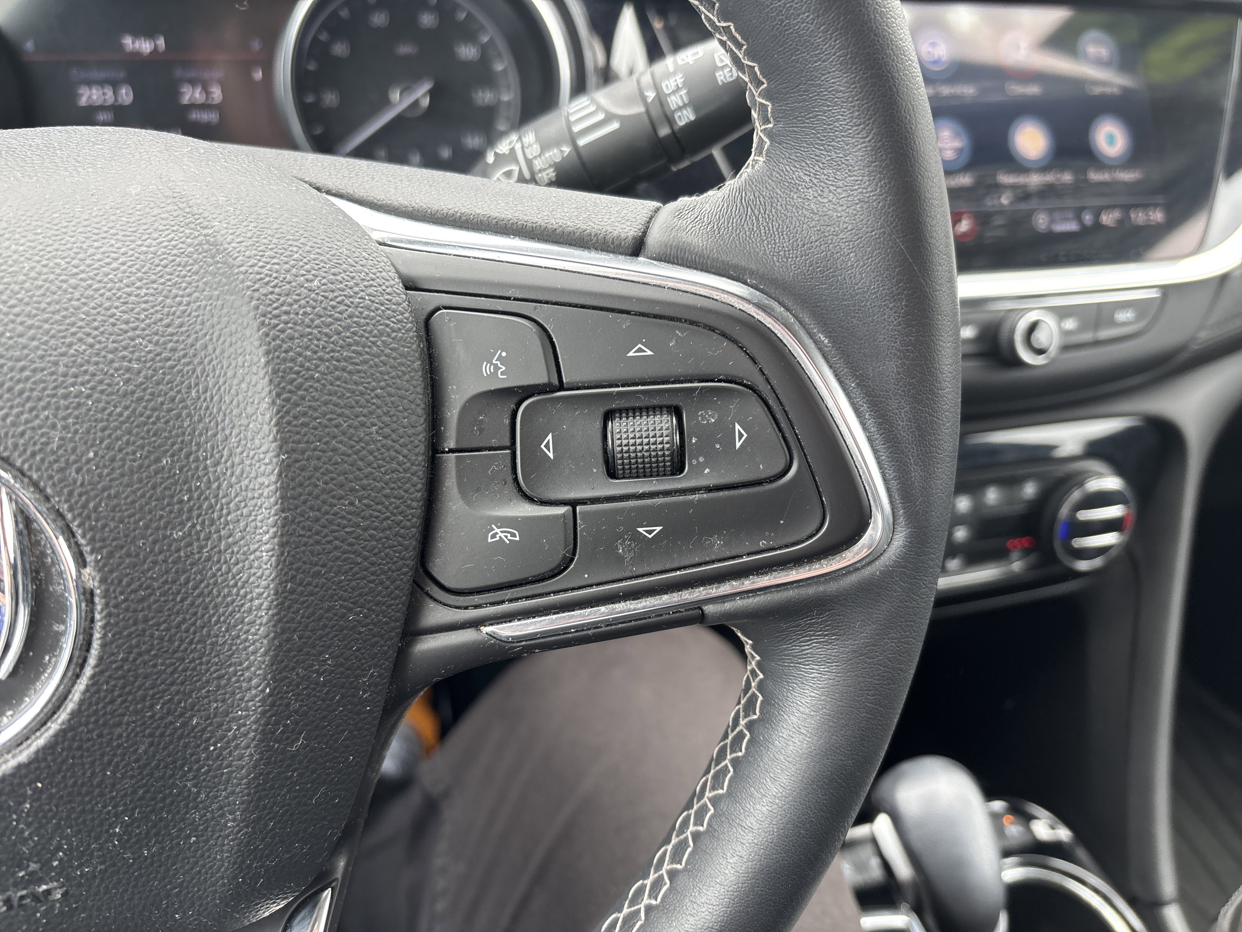 Used 2023 Buick Encore GX Essence w/ Advanced Technology Package image 19