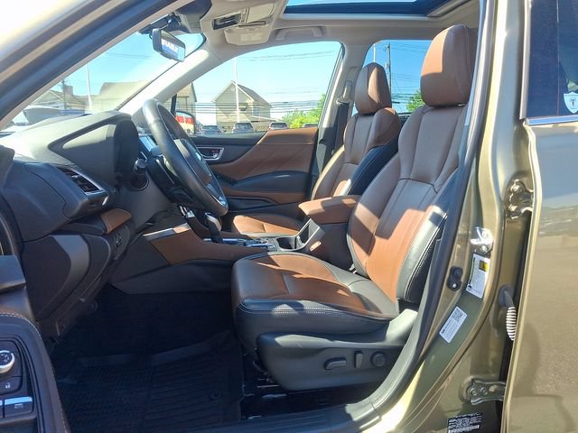 Certified 2023 Subaru Forester Touring AWD/4WD image 15