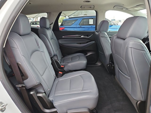 Used 2019 Buick Enclave Essence image 21