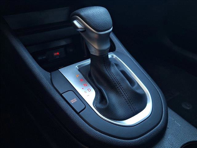 Used 2024 Kia Forte LXS image 14