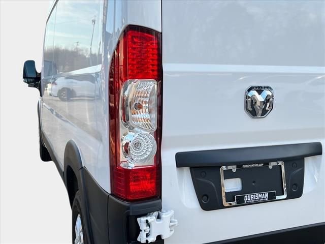 New 2025 RAM ProMaster 3500 w/ Quick Order Package 22G SLT image 6