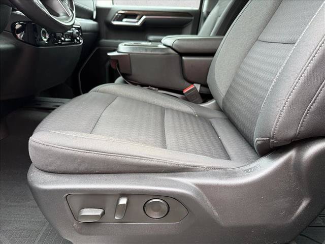 Used 2022 Chevrolet Silverado 1500 RST w/ Protection Package AWD/4WD image 13