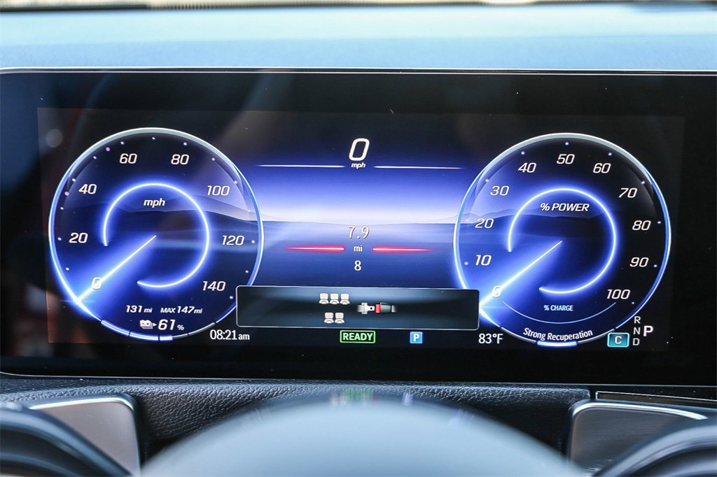 Used 2024 Mercedes-Benz EQB 300 4MATIC image 29