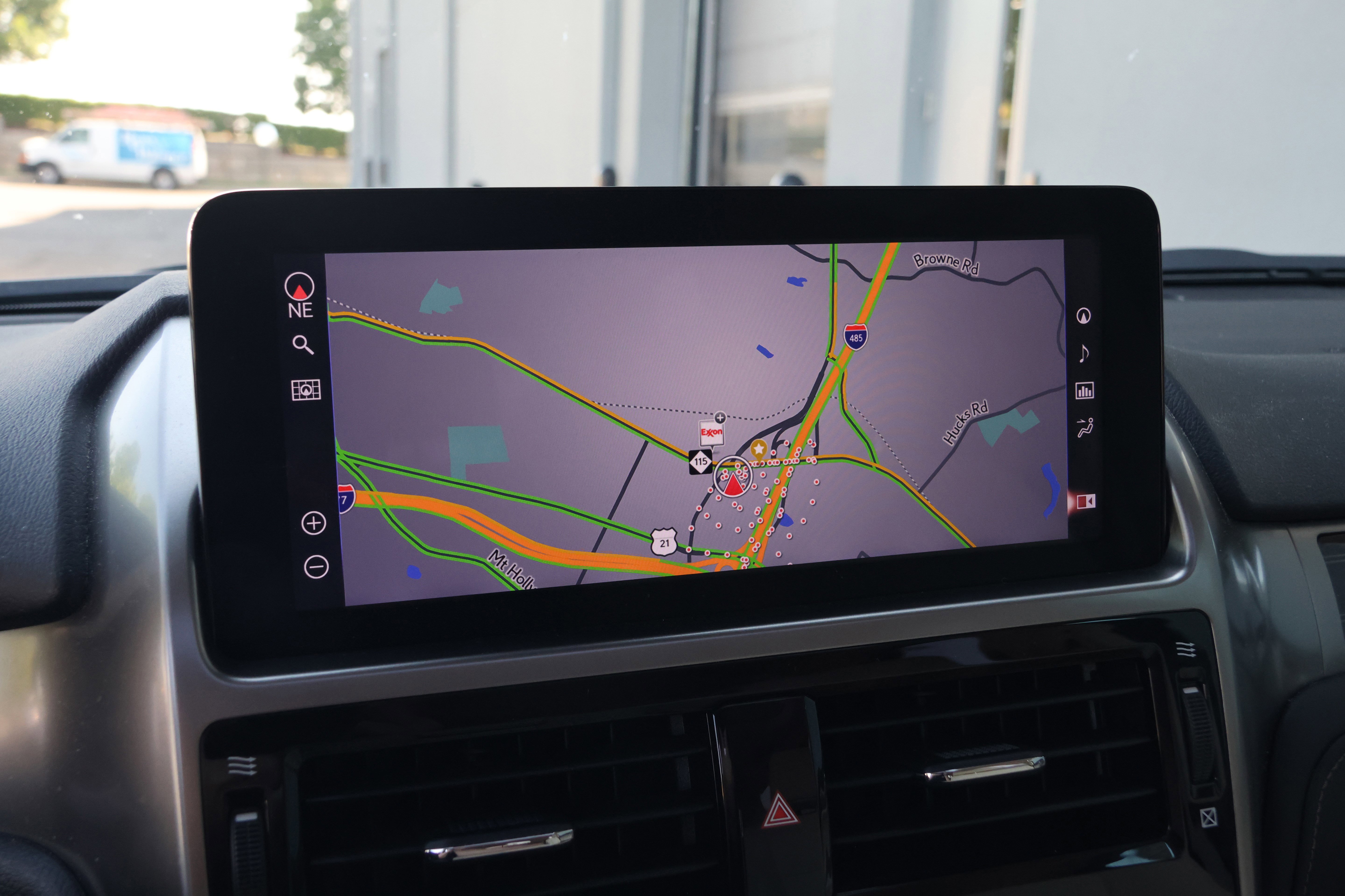 Used 2023 Lexus GX 460 Premium w/ Accessory Package AWD/4WD image 24