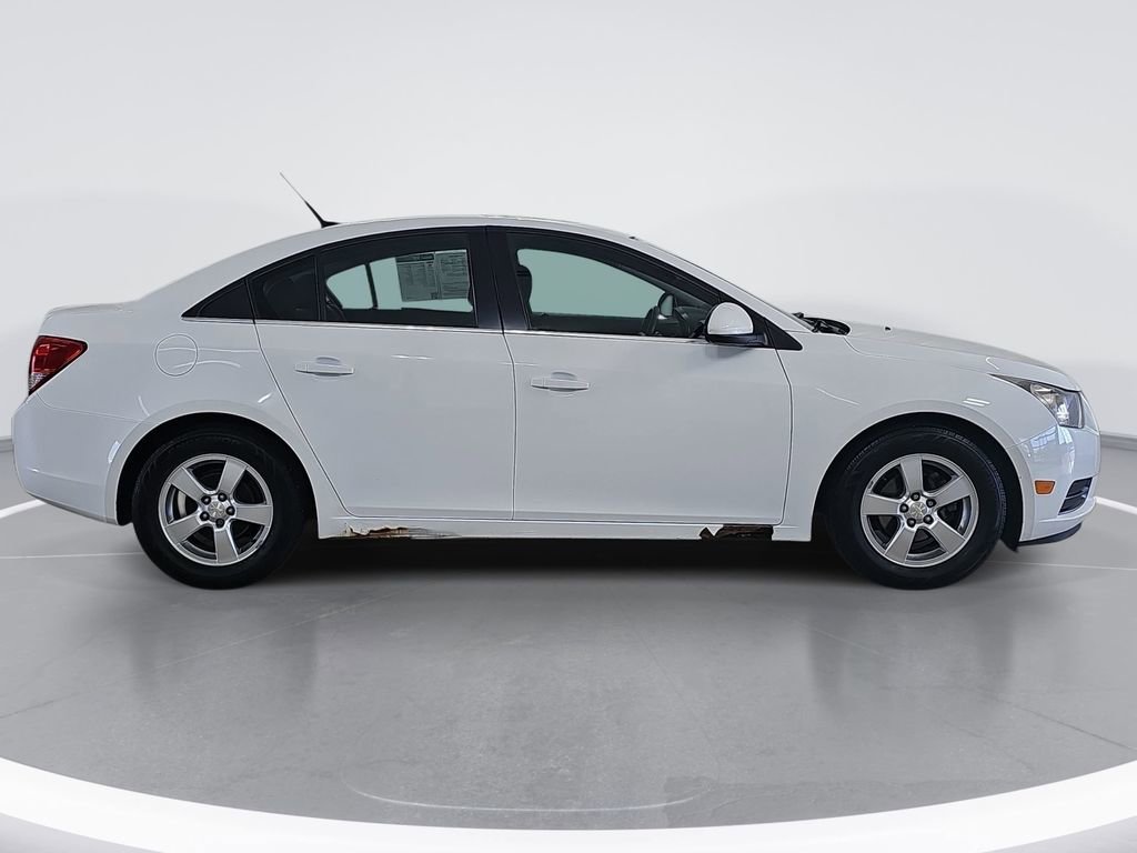 Used 2014 Chevrolet Cruze LT w/ All-Star Edition image 2