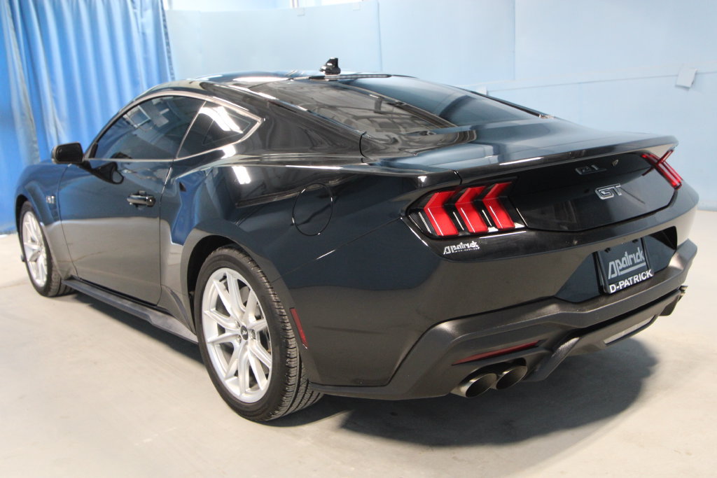 Used 2025 Ford Mustang GT Premium RWD image 31