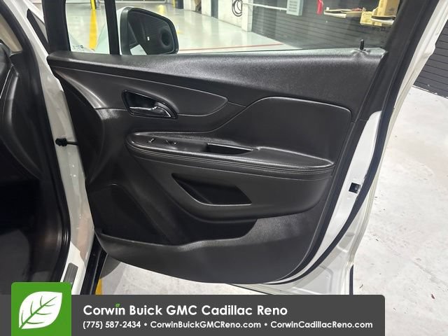 Certified 2019 Buick Encore Essence FWD image 40