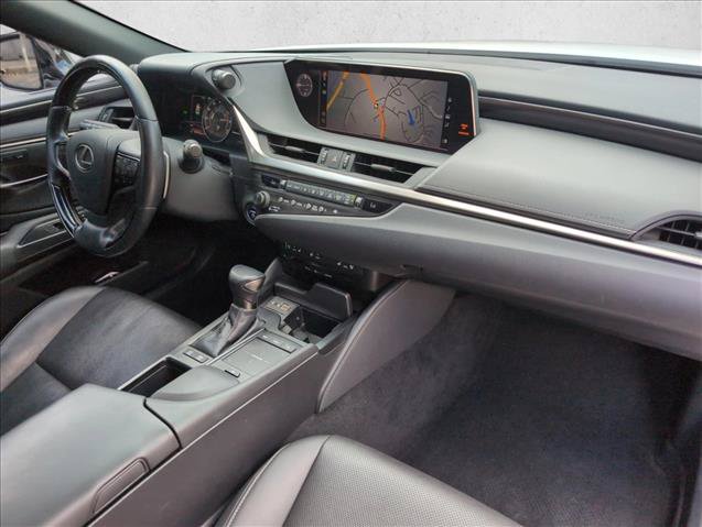 Used 2020 Lexus ES 300h w/ Premium Package FWD image 27