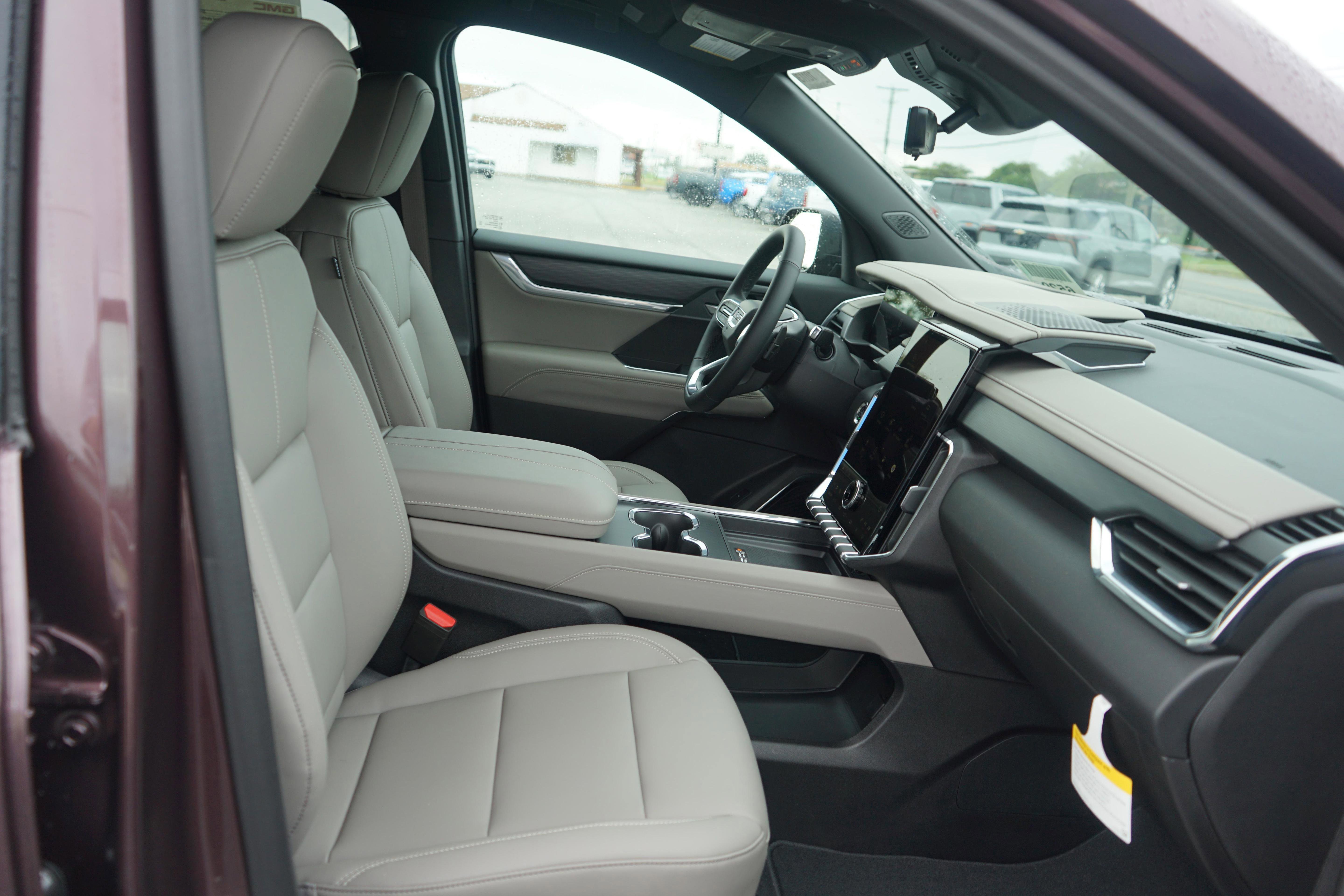 New 2026 GMC Acadia Elevation w/ Elevation Premium Package image 24