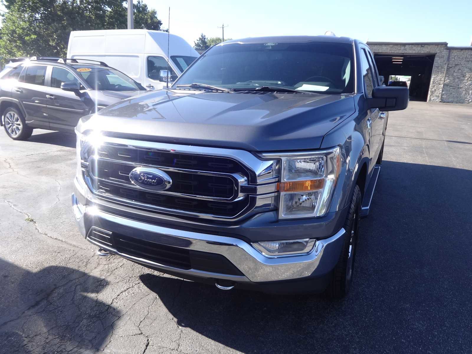 Used 2021 Ford F150 XLT w/ Equipment Group 301A Mid image 2