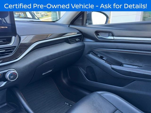 Used 2023 Nissan Altima 2.5 SR w/ SR Premium Package image 12