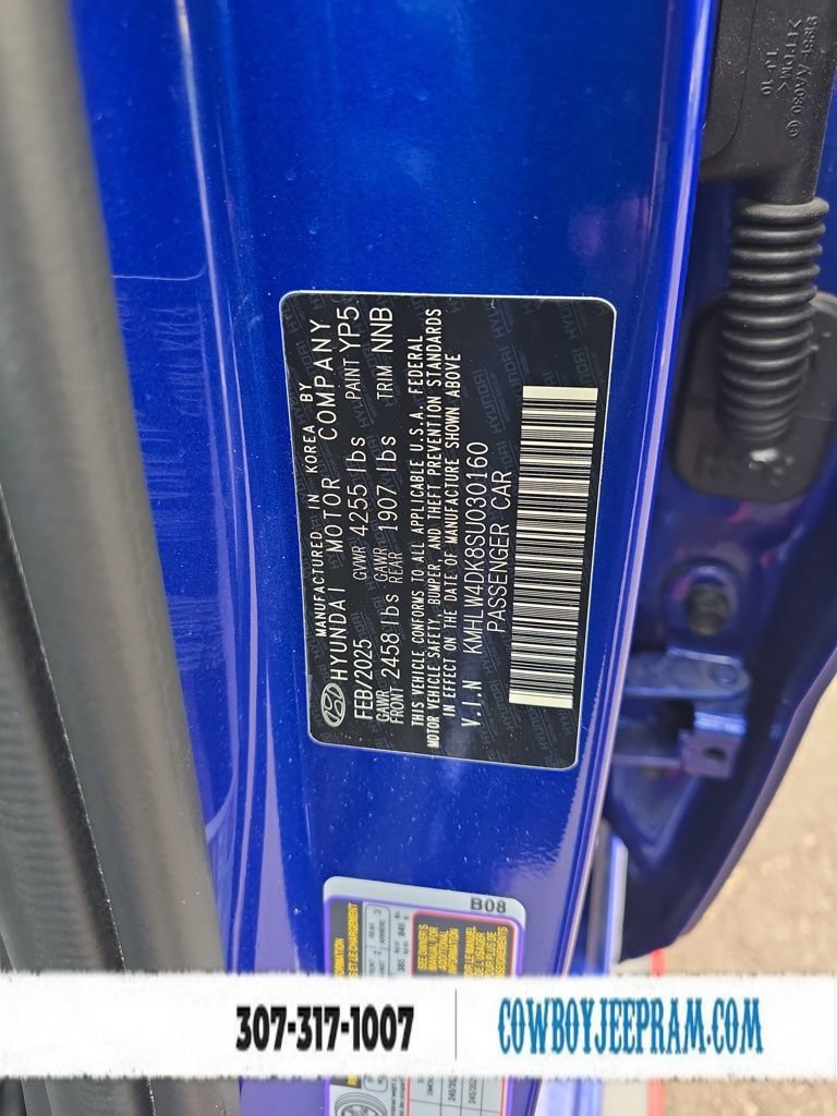 Used 2025 Hyundai Elantra N image 32