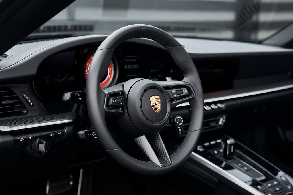 Used 2025 Porsche 911 Turbo S w/ 911 Turbo Sportdesign Package image 30