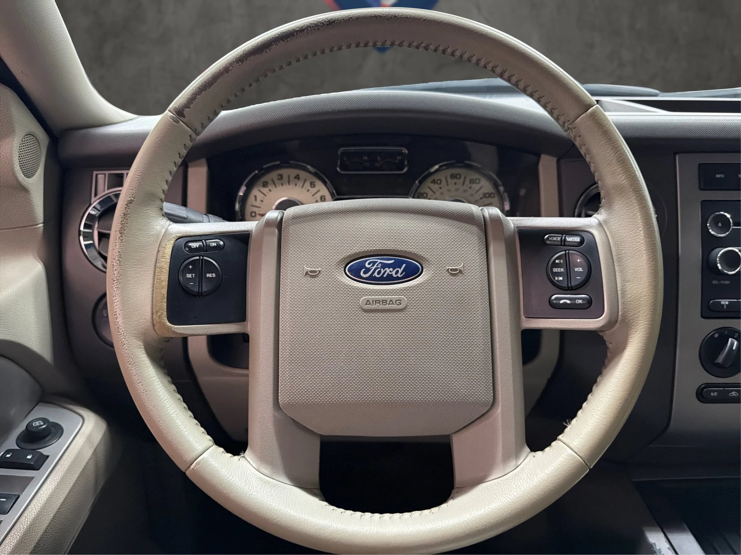 Used 2012 Ford Expedition XLT RWD image 29