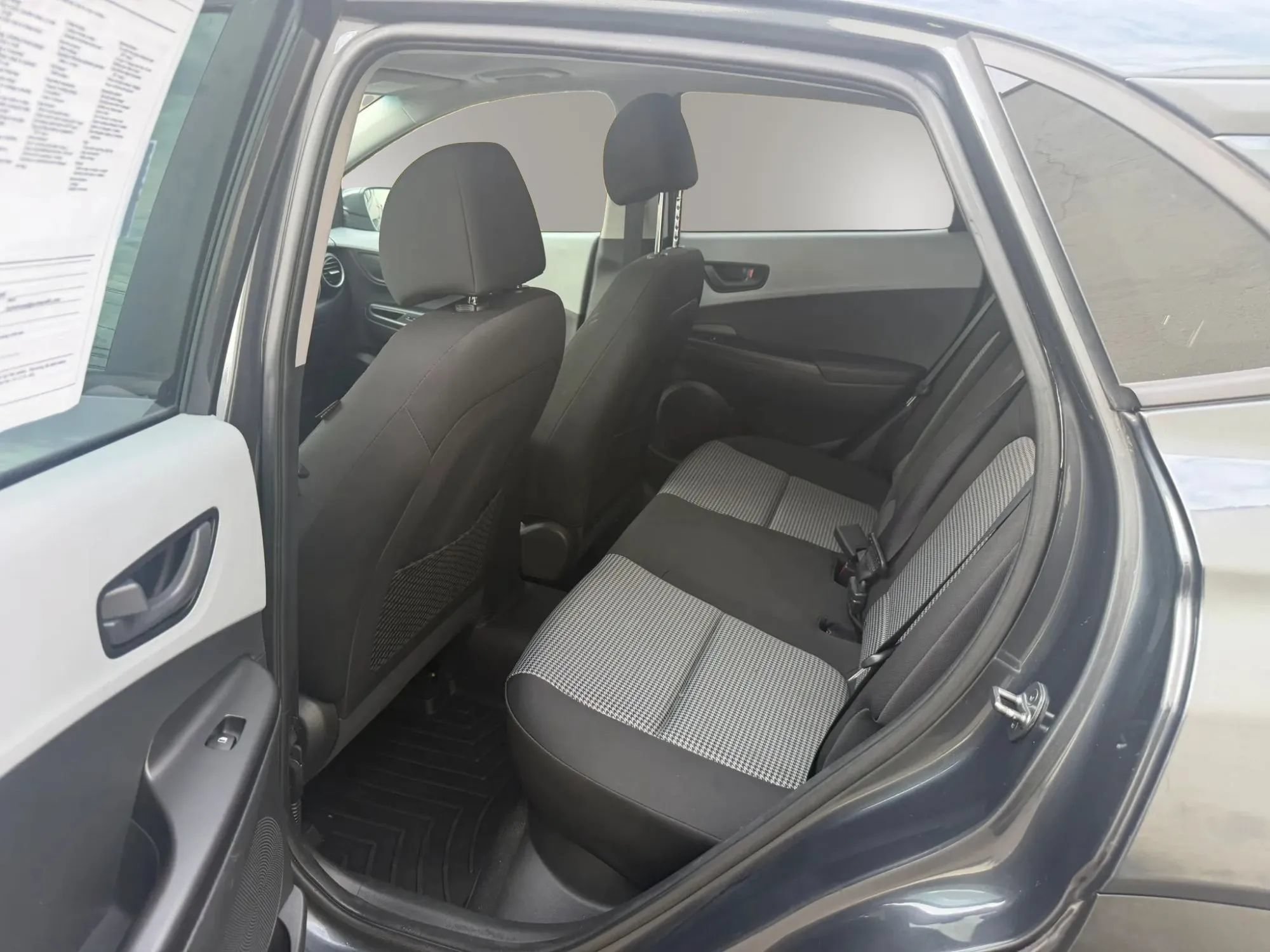 Used 2019 Hyundai Kona SEL w/ SEL Tech Package 02 AWD/4WD image 31
