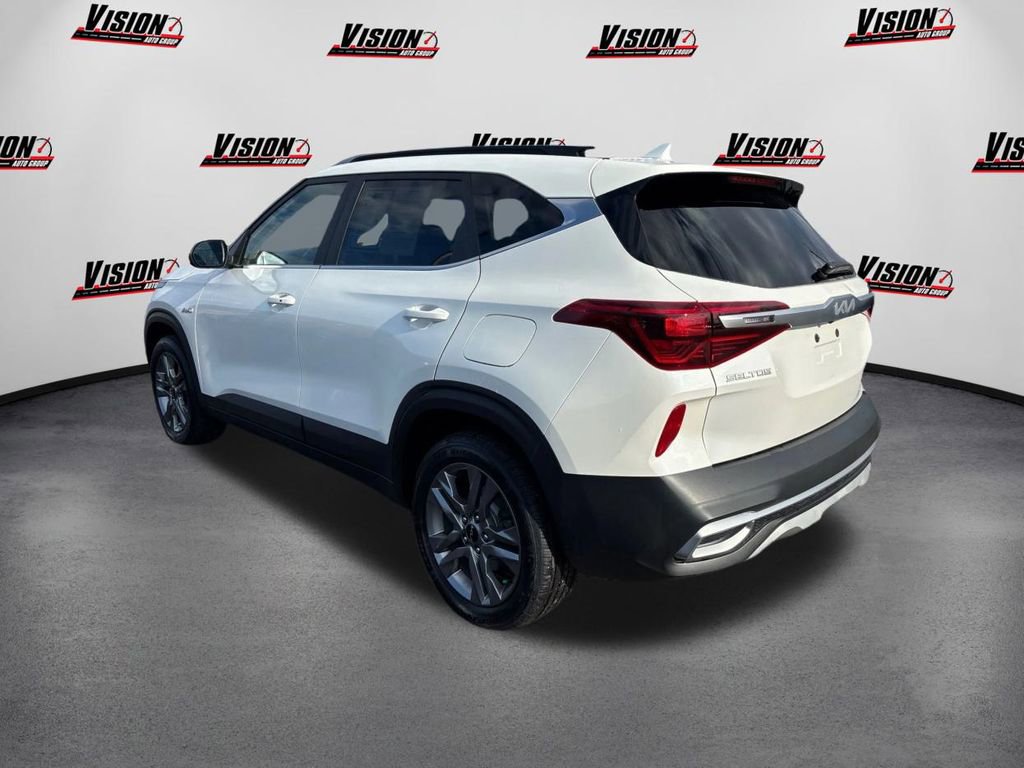 Used 2023 Kia Seltos S image 7