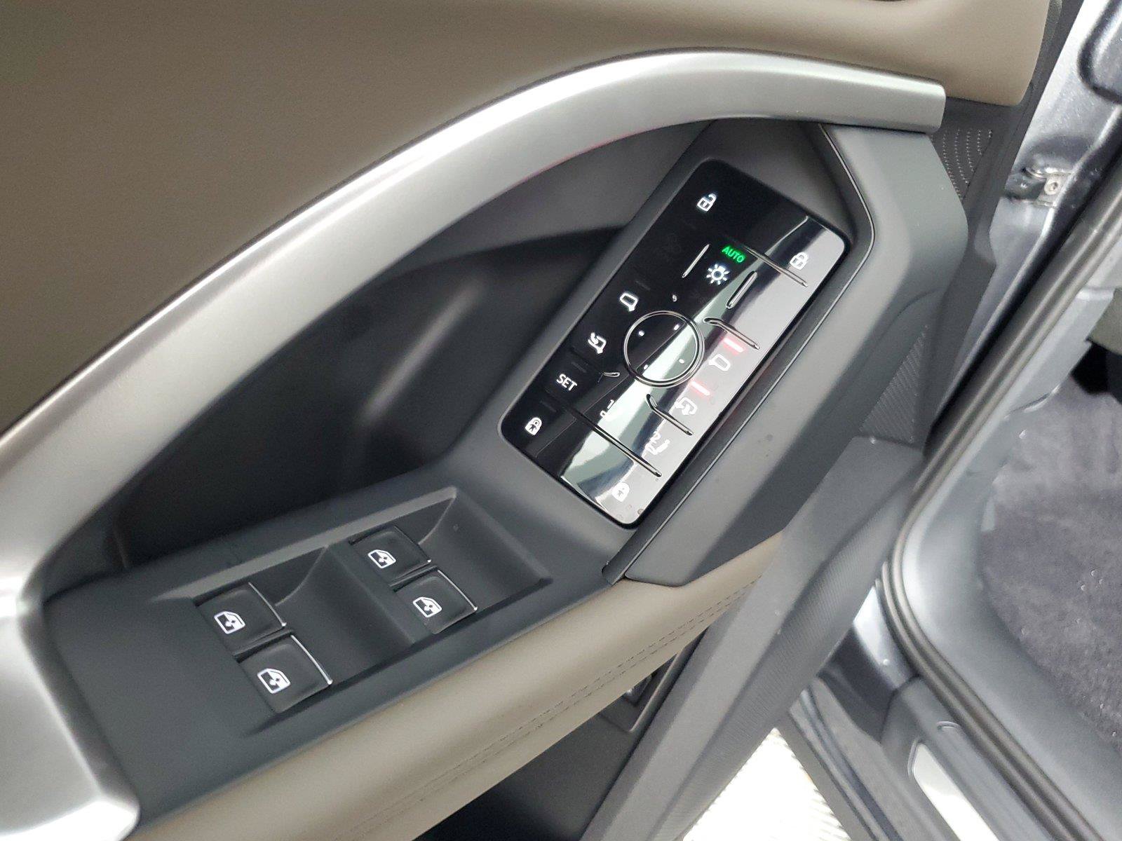 New 2026 Audi Q5 2.0T AWD/4WD image 17