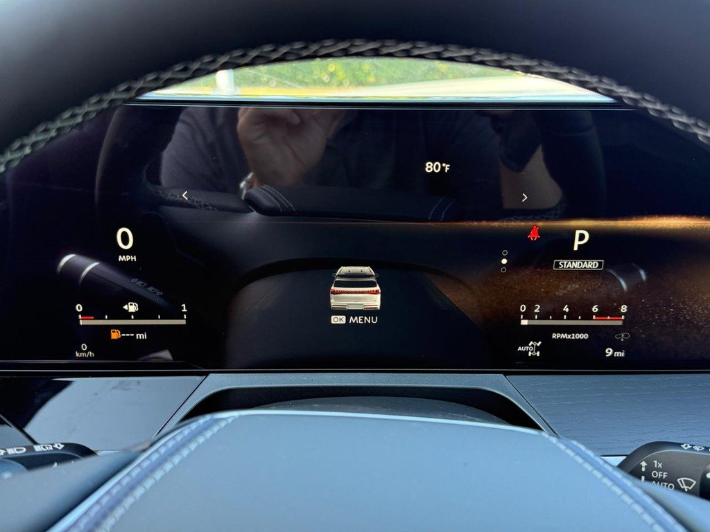 New 2027 INFINITI QX80 Sensory AWD/4WD image 17
