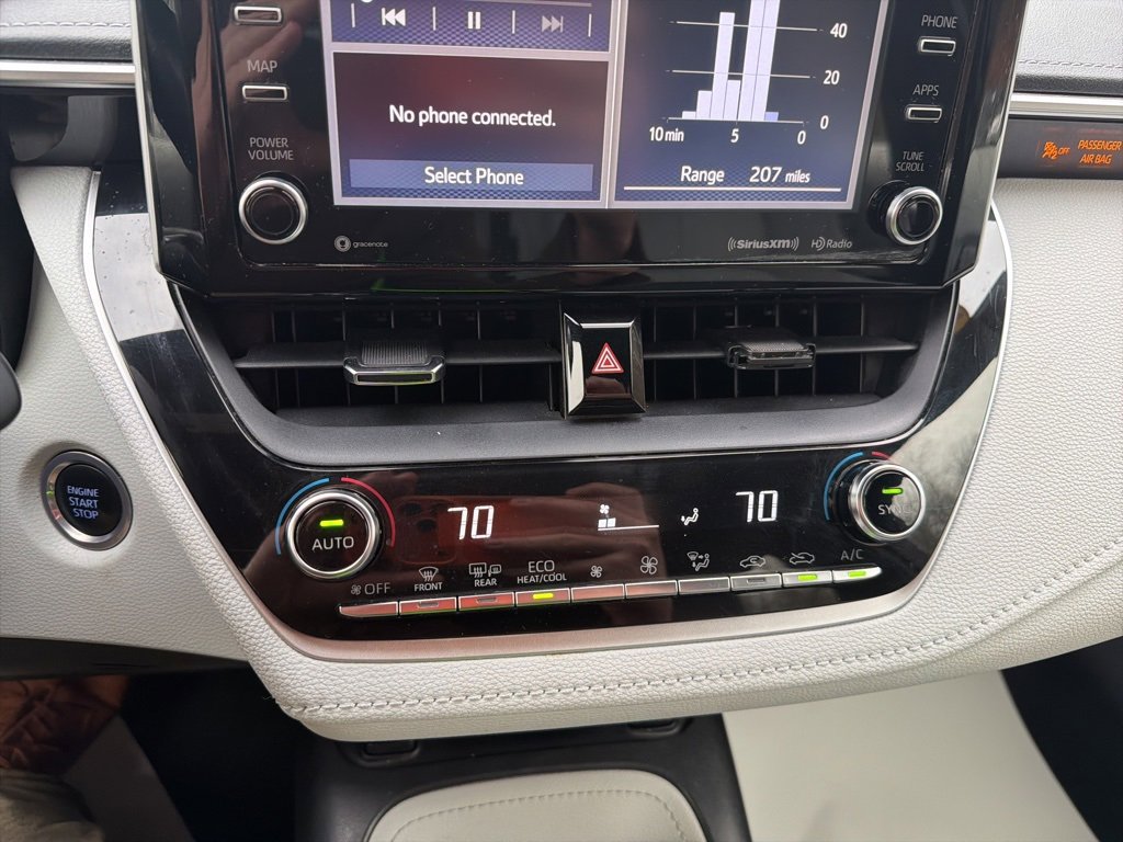 Used 2022 Toyota Corolla XSE image 28